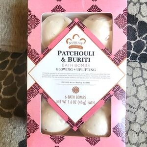 NWT Nubian Heritage Bath Bombs